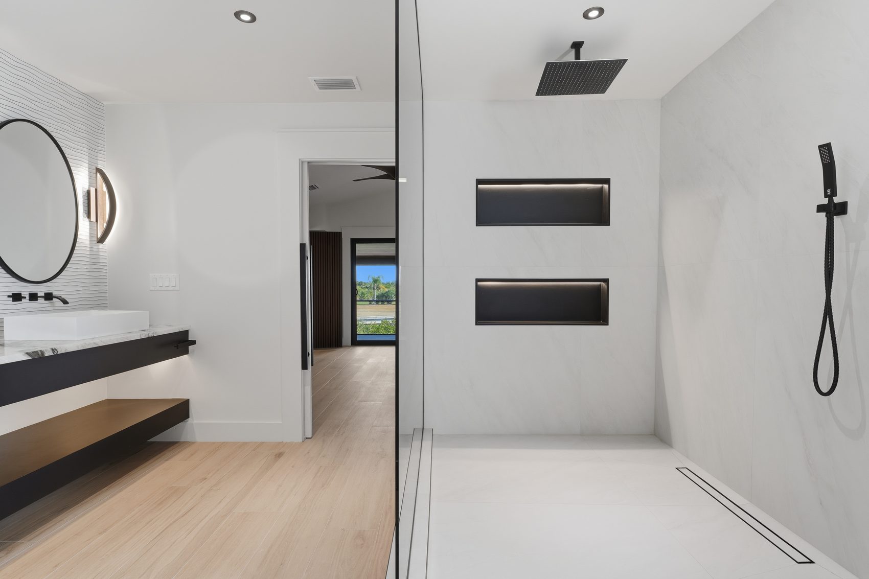 CG Media — Spa Shower, For Sale