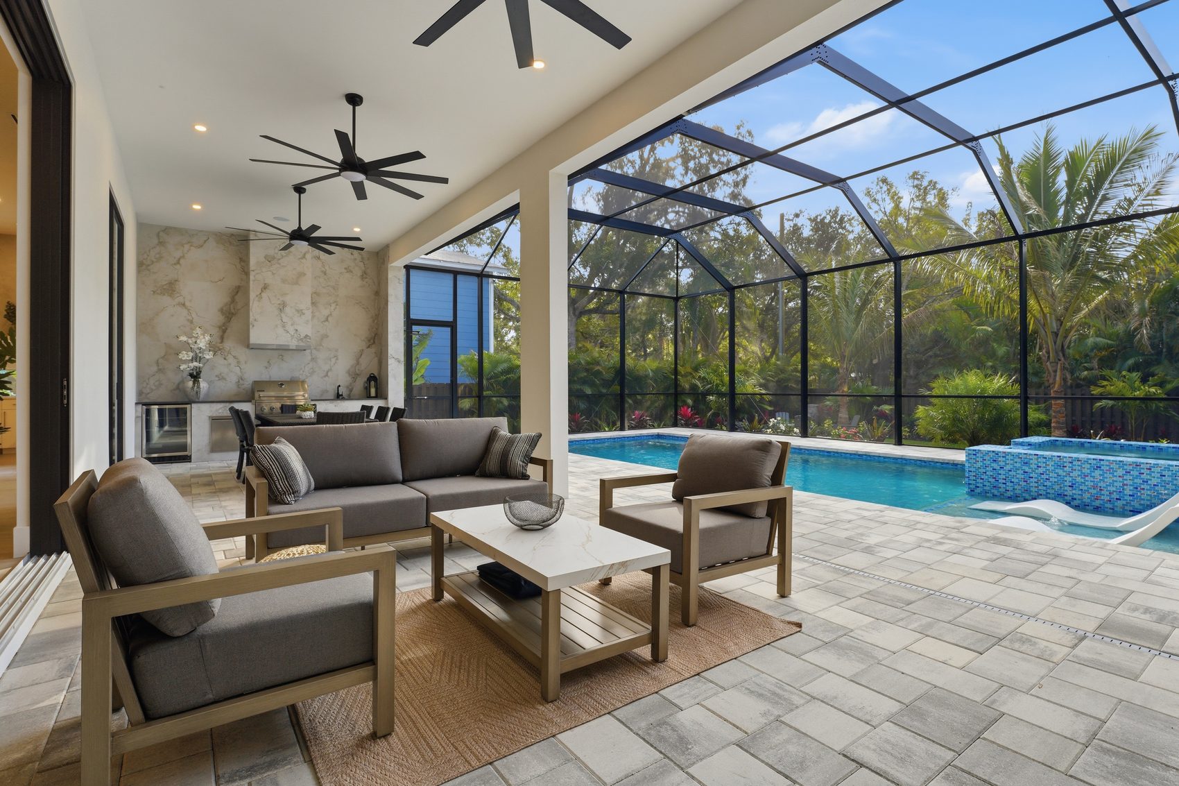 CG Media — Screened Lanai, For Sale